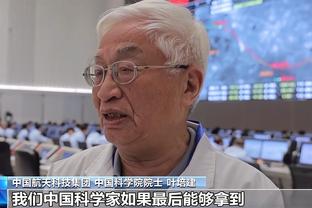 科尔：在太阳时曾尝试通过交易选中库里 可惜没有成功